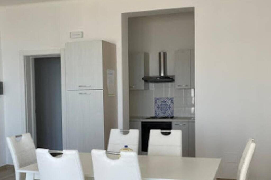 Viva Vista Mare Trilo Primo Piano Apartment Porto Cesareo Bagian luar foto